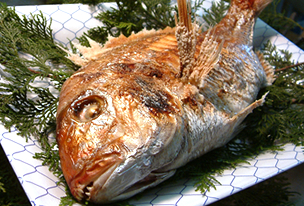 にらみ鯛（焼鯛）